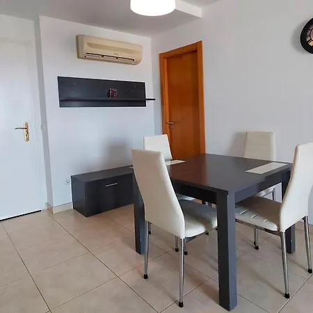 Apartamento 3000 *